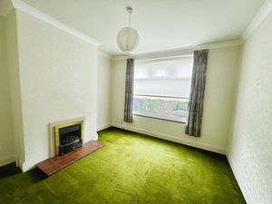 Dining Room- click for photo gallery